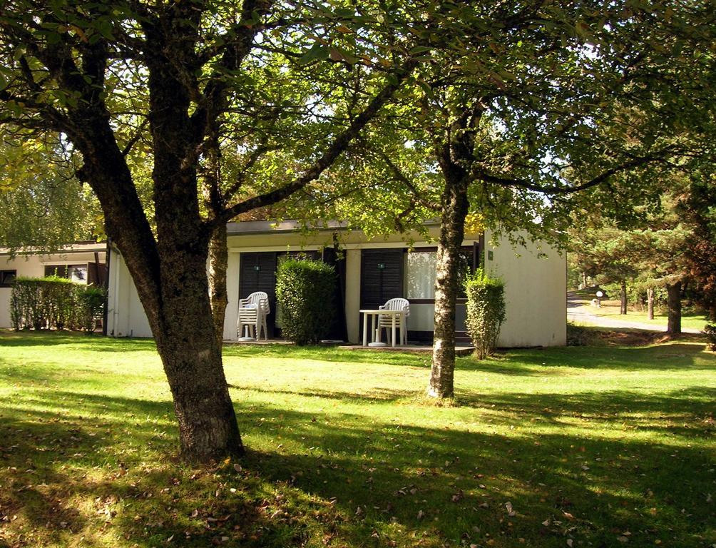Hotel Vvf Aubrac Chaudes-Aigues Camera foto