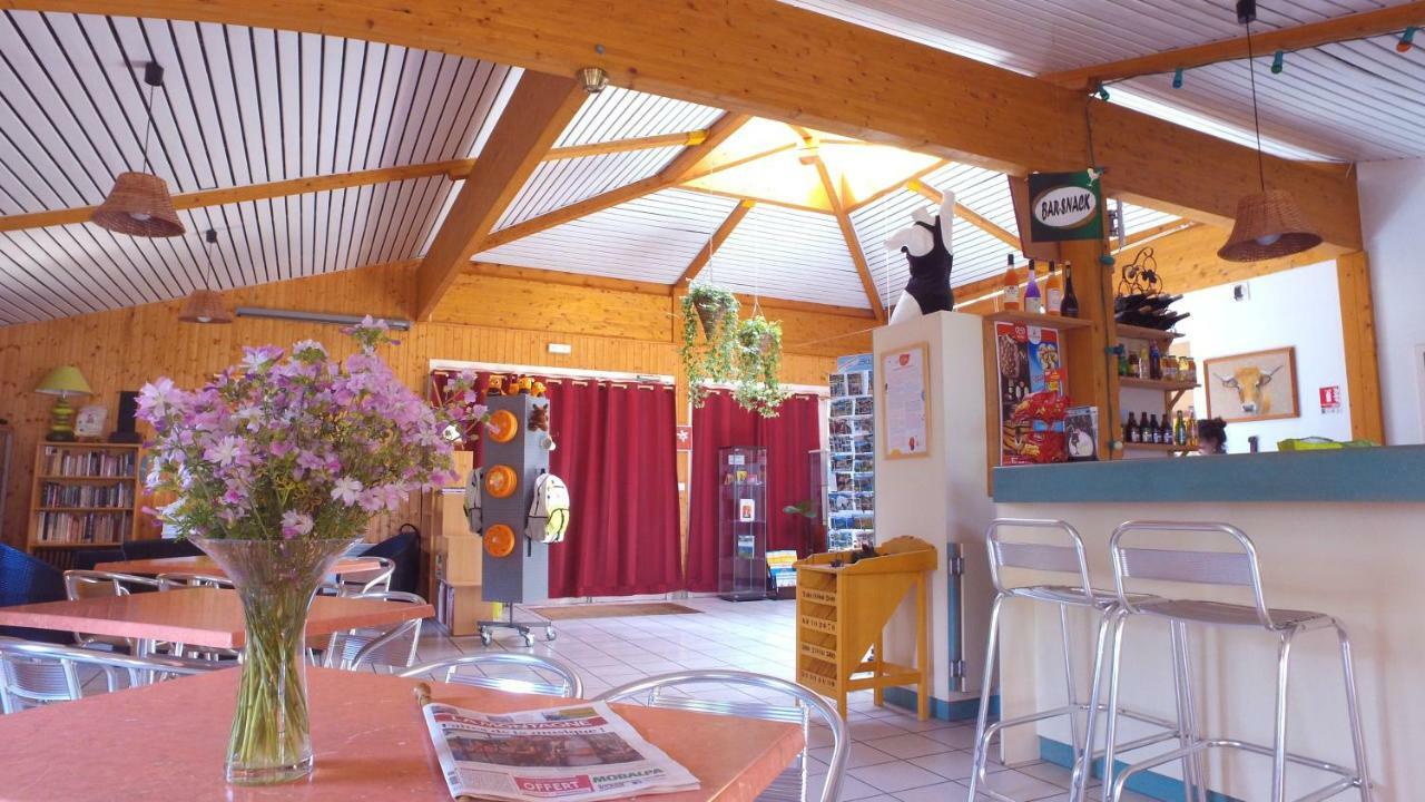 Hotel Vvf Aubrac Chaudes-Aigues Esterno foto