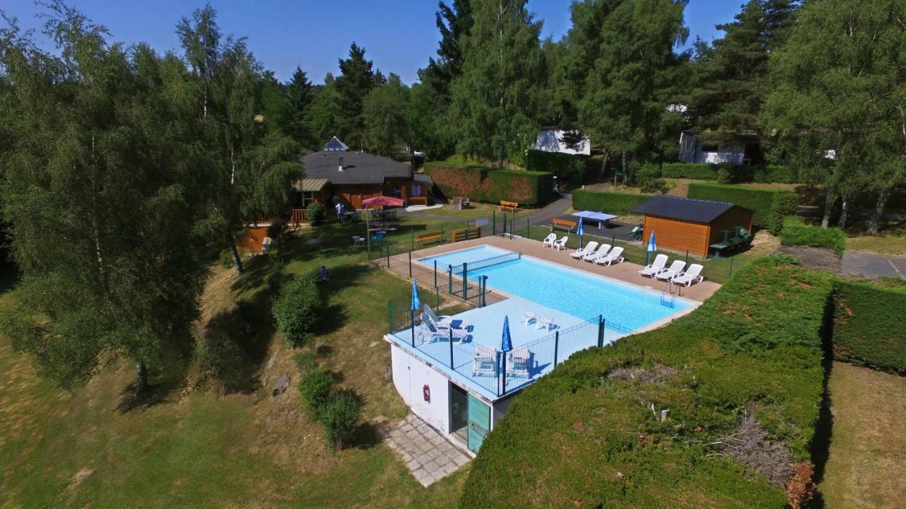 Hotel Vvf Aubrac Chaudes-Aigues Esterno foto